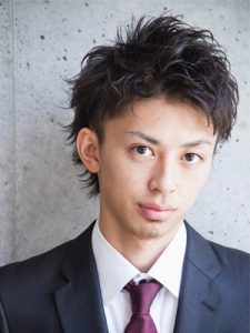 就活 パーマ