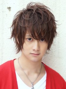 茶髪ショートミディアム 20代